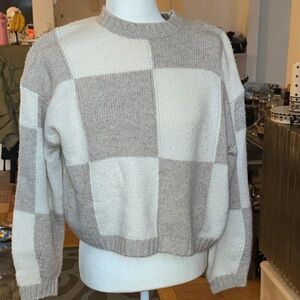 Splendid crop beige and cream soft sweater